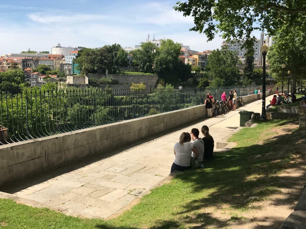 Virtudes City Lofts Porto Bagian luar foto